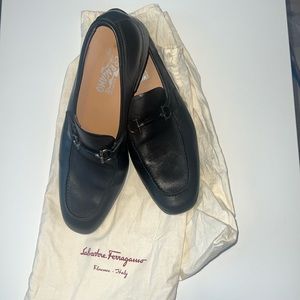 OBO: Men’s Ferragamo Black Leather Dress Loafers Shoes